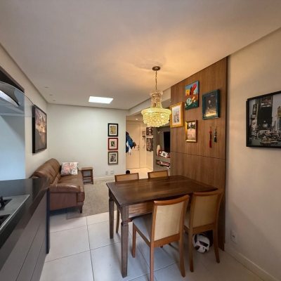 Apartamentos com 73m², 2 quartos, 1 suíte, 2 garagens, no bairro Itacorubi em Florianópolis
