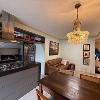 Apartamentos com 73m², 2 quartos, 1 suíte, 2 garagens, no bairro Itacorubi em Florianópolis