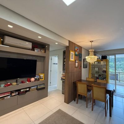 Apartamentos com 73m², 2 quartos, 1 suíte, 2 garagens, no bairro Itacorubi em Florianópolis