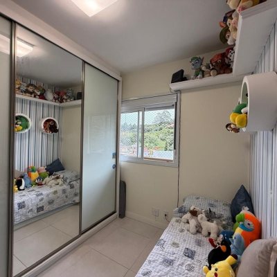 Apartamentos com 73m², 2 quartos, 1 suíte, 2 garagens, no bairro Itacorubi em Florianópolis