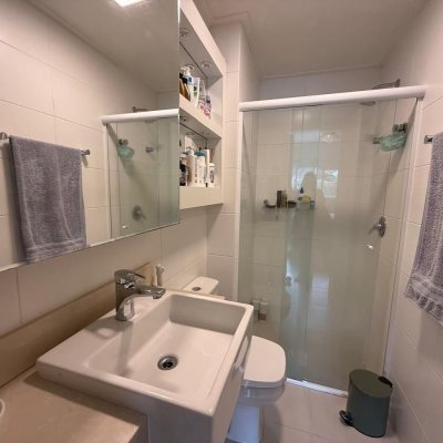 Apartamentos com 73m², 2 quartos, 1 suíte, 2 garagens, no bairro Itacorubi em Florianópolis