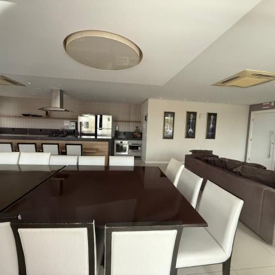 Apartamentos com 73m², 2 quartos, 1 suíte, 2 garagens, no bairro Itacorubi em Florianópolis