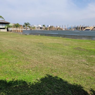 Terrenos Residenciais com 1261m², no bairro Ingleses em Florianópolis