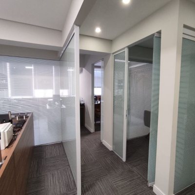 Sala com 64m², no bairro Centro em Florianópolis