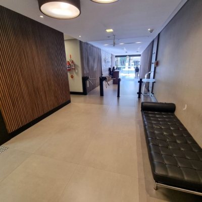 Sala com 26m², no bairro Campinas em São José