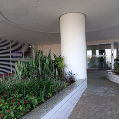 Apartamentos com 71m², 2 quartos, 1 suíte, 1 garagem, no bairro João Paulo em Florianópolis