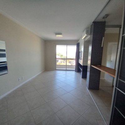 Apartamentos com 71m², 2 quartos, 1 suíte, 1 garagem, no bairro João Paulo em Florianópolis