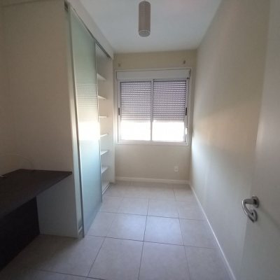 Apartamentos com 71m², 2 quartos, 1 suíte, 1 garagem, no bairro João Paulo em Florianópolis