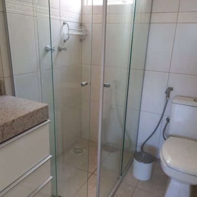 Apartamentos com 71m², 2 quartos, 1 suíte, 1 garagem, no bairro João Paulo em Florianópolis