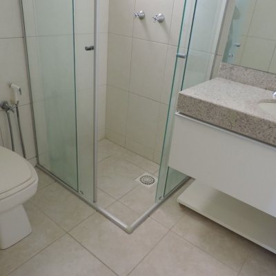 Apartamentos com 71m², 2 quartos, 1 suíte, 1 garagem, no bairro João Paulo em Florianópolis