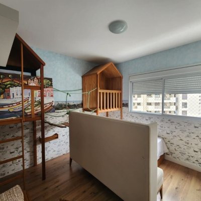 Apartamentos com 170m², 4 quartos, 2 suítes, 3 garagens, no bairro Itacorubi em Florianópolis