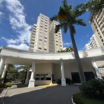 Apartamentos com 170m², 4 quartos, 2 suítes, 3 garagens, no bairro Itacorubi em Florianópolis