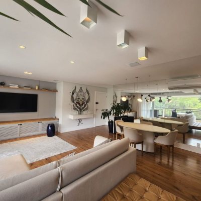 Apartamentos com 170m², 4 quartos, 2 suítes, 3 garagens, no bairro Itacorubi em Florianópolis