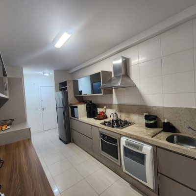Apartamentos com 170m², 4 quartos, 2 suítes, 3 garagens, no bairro Itacorubi em Florianópolis