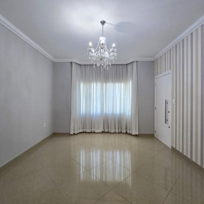 Casa Residencial com 173m², 3 quartos, 1 suíte, 4 garagens, no bairro Campeche em Florianópolis