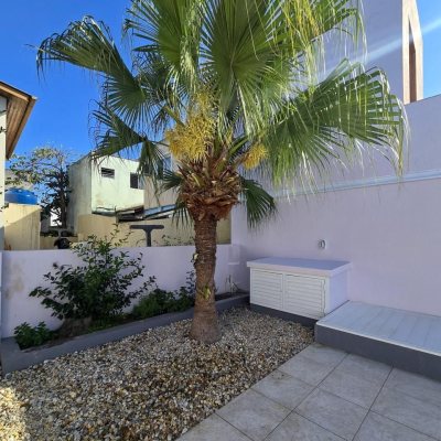 Casa Residencial com 173m², 3 quartos, 1 suíte, 4 garagens, no bairro Campeche em Florianópolis