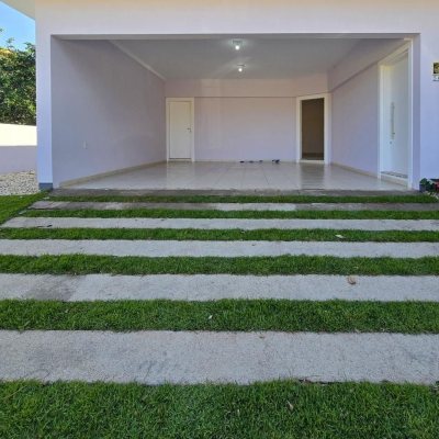 Casa Residencial com 173m², 3 quartos, 1 suíte, 4 garagens, no bairro Campeche em Florianópolis