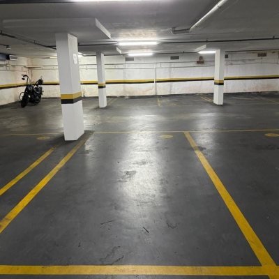 Garagem com 12m², no bairro Centro em Florianópolis