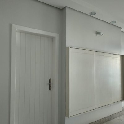 Apartamentos com 91m², 3 quartos, 1 suíte, 1 garagem, no bairro Campinas em São José