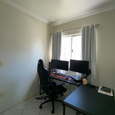 Apartamentos com 91m², 3 quartos, 1 suíte, 1 garagem, no bairro Campinas em São José