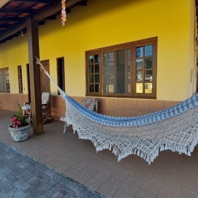 Casa Residencial com 215m², 4 quartos, 1 suíte, 4 garagens, no bairro Barra da Lagoa em Florianópolis