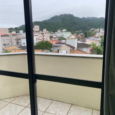 Cobertura com 105m², 2 quartos, 1 garagem, no bairro Canasvieiras em Florianópolis