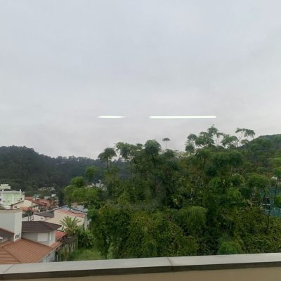 Cobertura com 105m², 2 quartos, 1 garagem, no bairro Canasvieiras em Florianópolis