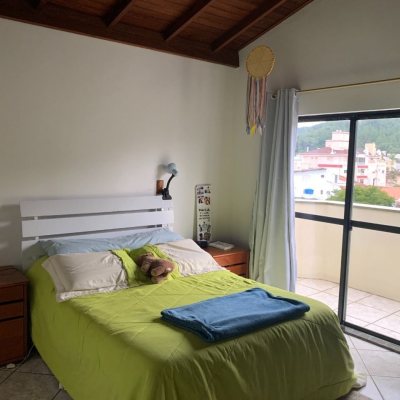 Cobertura com 105m², 2 quartos, 1 garagem, no bairro Canasvieiras em Florianópolis