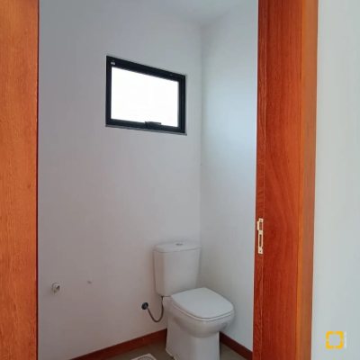 Casa Residencial com 149m², 3 quartos, 1 suíte, 1 garagem, no bairro Campeche em Florianópolis