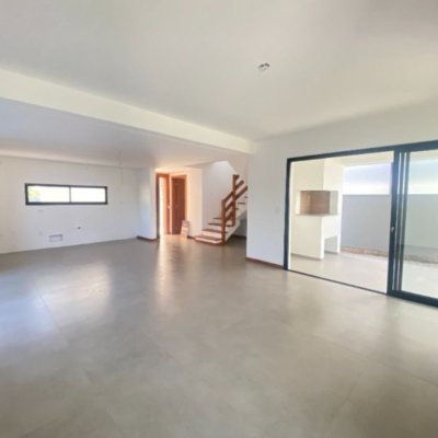 Casa Residencial com 149m², 3 quartos, 1 suíte, 1 garagem, no bairro Campeche em Florianópolis