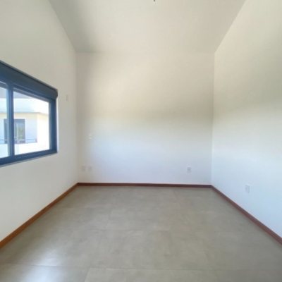 Casa Residencial com 149m², 3 quartos, 1 suíte, 1 garagem, no bairro Campeche em Florianópolis