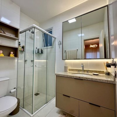 Cobertura com 185m², 2 quartos, 2 suítes, 2 garagens, no bairro Campeche em Florianópolis