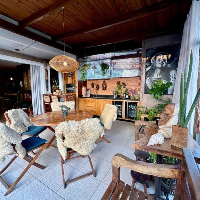 Cobertura com 185m², 2 quartos, 2 suítes, 2 garagens, no bairro Campeche em Florianópolis