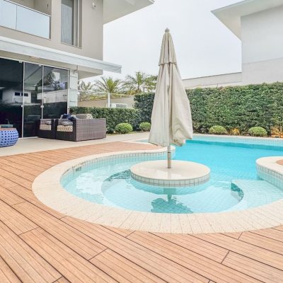 Casa em Condomínio com 890m², 5 quartos, 5 suítes, 6 garagens, no bairro Jurerê Internacional em Florianópolis