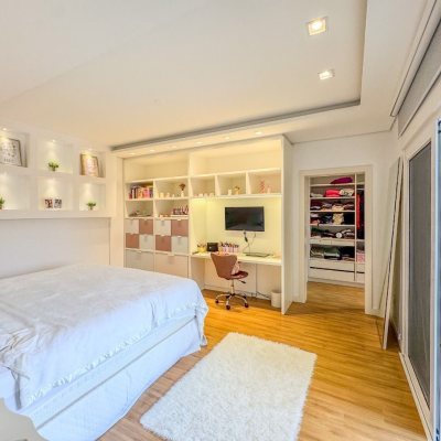 Casa em Condomínio com 890m², 5 quartos, 5 suítes, 6 garagens, no bairro Jurerê Internacional em Florianópolis