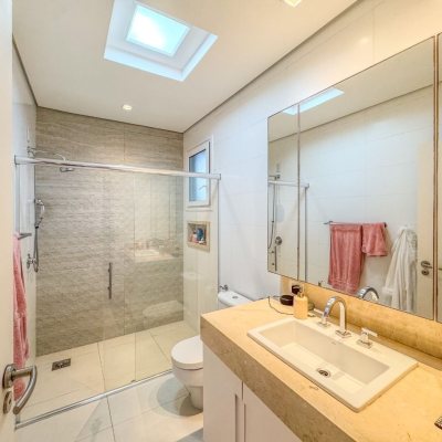 Casa em Condomínio com 890m², 5 quartos, 5 suítes, 6 garagens, no bairro Jurerê Internacional em Florianópolis