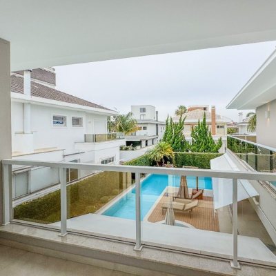 Casa em Condomínio com 890m², 5 quartos, 5 suítes, 6 garagens, no bairro Jurerê Internacional em Florianópolis