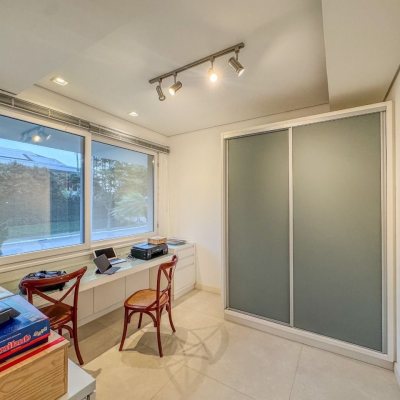 Casa em Condomínio com 890m², 5 quartos, 5 suítes, 6 garagens, no bairro Jurerê Internacional em Florianópolis