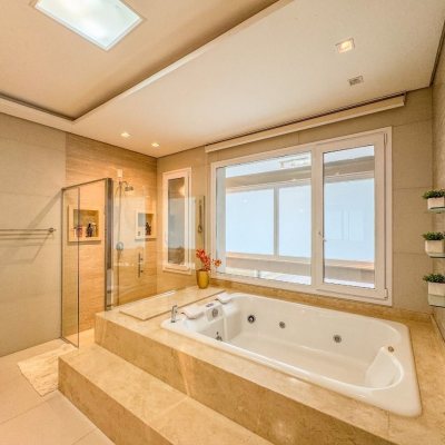 Casa em Condomínio com 890m², 5 quartos, 5 suítes, 6 garagens, no bairro Jurerê Internacional em Florianópolis