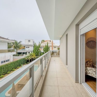 Casa em Condomínio com 890m², 5 quartos, 5 suítes, 6 garagens, no bairro Jurerê Internacional em Florianópolis