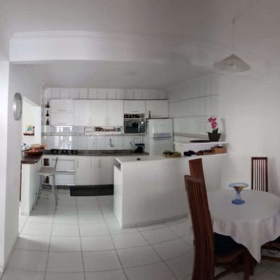 Casa Residencial com 150m², 4 quartos, 2 suítes, 2 garagens, no bairro Vargem Do Bom Jesus em Florianópolis