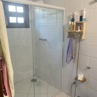 Casa Residencial com 157m², 3 quartos, 1 suíte, 4 garagens, no bairro Campeche em Florianópolis