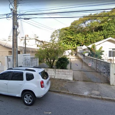Terreno Comercial/Residencial com 290m², no bairro Estreito em Florianópolis