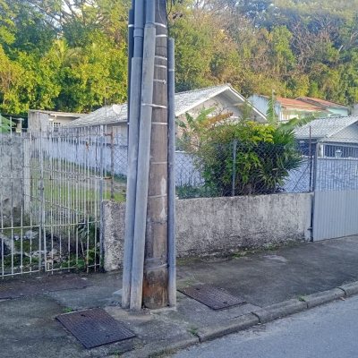Terreno Comercial/Residencial com 290m², no bairro Estreito em Florianópolis