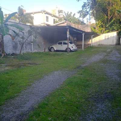 Terreno Comercial/Residencial com 290m², no bairro Estreito em Florianópolis
