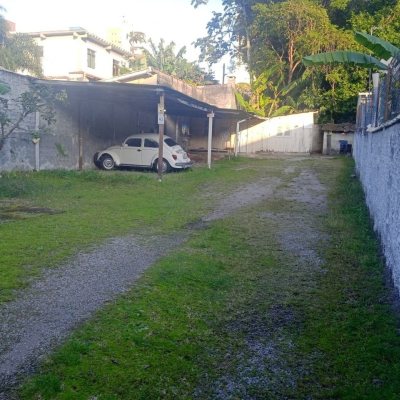 Terreno Comercial/Residencial com 290m², no bairro Estreito em Florianópolis