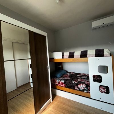 Casa em Condomínio com 59m², 2 quartos, 2 garagens, no bairro Forquilhas em São José