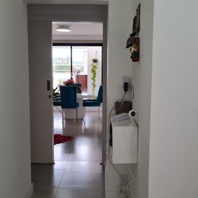 Cobertura com 132m², 5 quartos, 1 suíte, 1 garagem, no bairro Estreito em Florianópolis