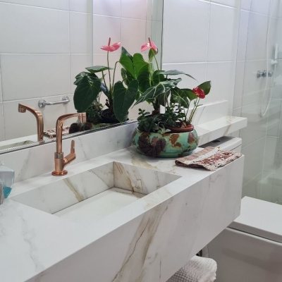 Cobertura com 132m², 5 quartos, 1 suíte, 1 garagem, no bairro Estreito em Florianópolis