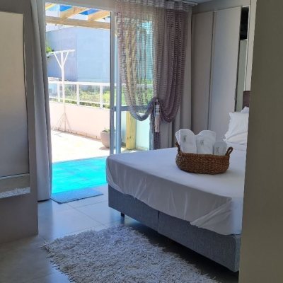 Cobertura com 132m², 5 quartos, 1 suíte, 1 garagem, no bairro Estreito em Florianópolis